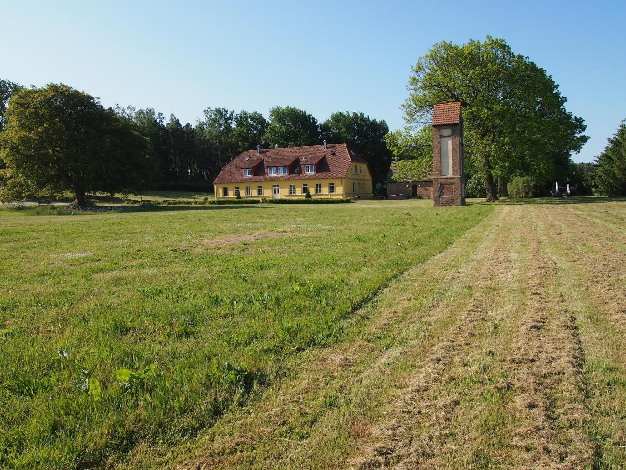 Ferienhaus Gut Rattelvitz Insel Rügen Gingst Exterior foto