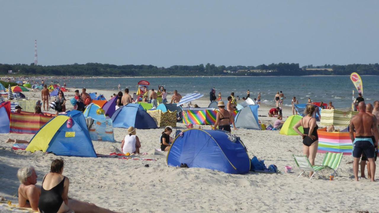 Ferienhaus Gut Rattelvitz Insel Rügen Gingst Exterior foto
